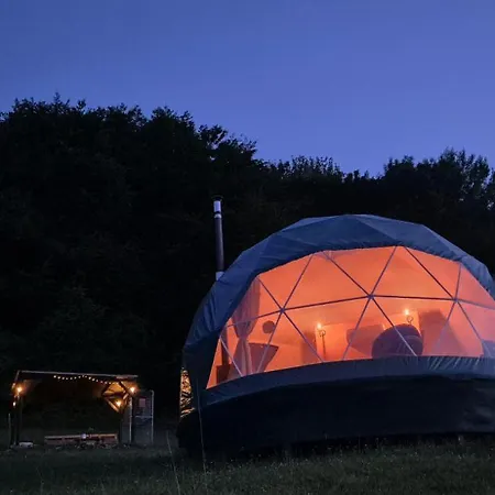 Роскошный шатер Glamping Povazie Тренчин