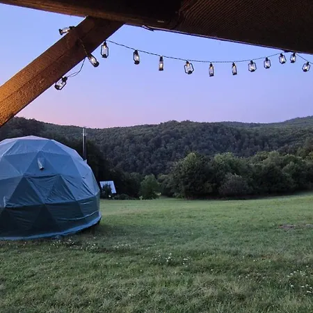 Glamping Povazie Campo de lujo